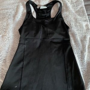 Athleta black top